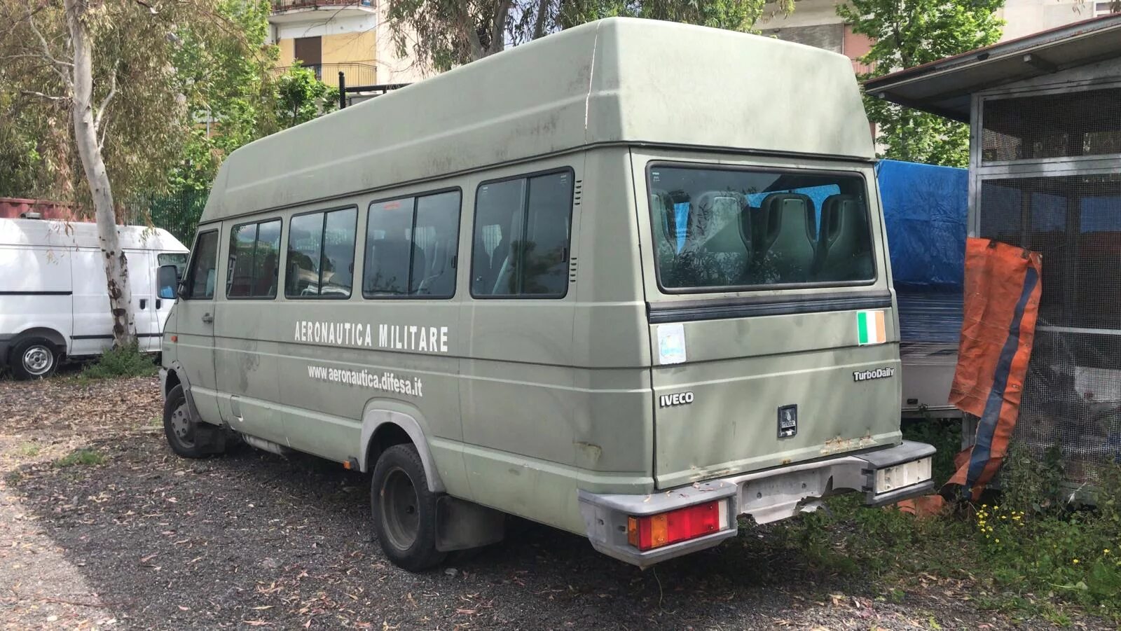 Турбо дейли. Ивеко турбо Дейли. Ивеко Дейли 1998. Ивеко 3510 габариты. Iveco Turbo Daily 45-10.