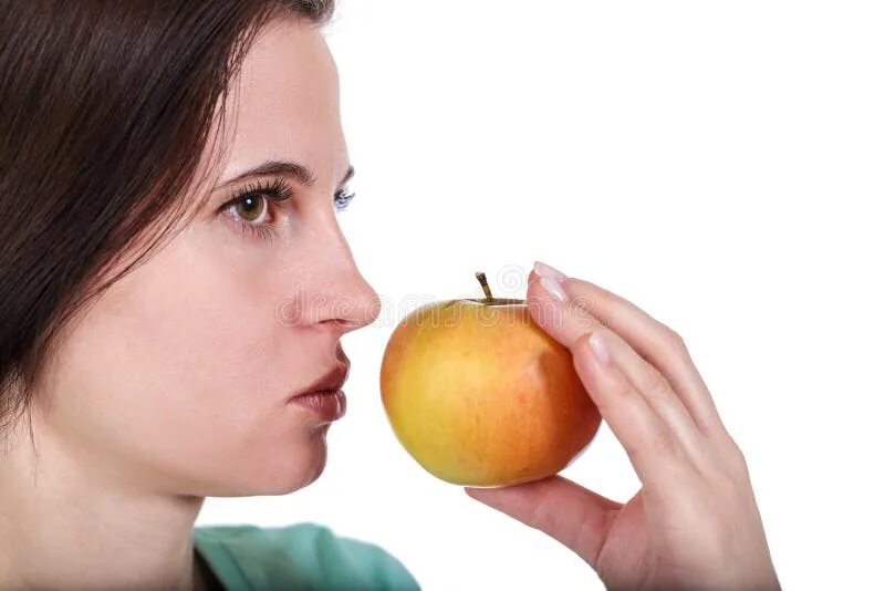 Навязчивый запах в носу. Яблоко в носу. Запах яблока. Яблоки носики. Носовое яблочко.