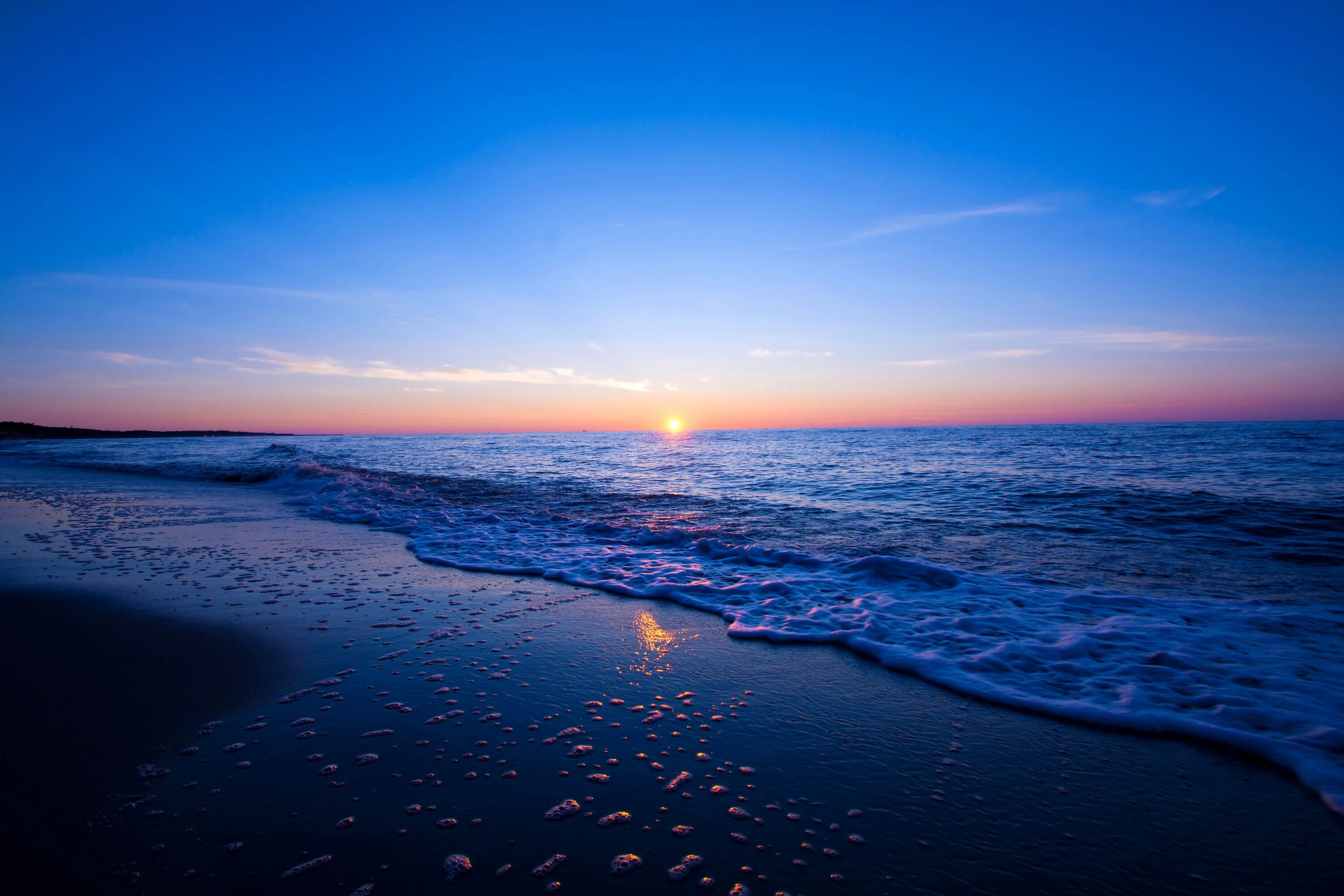 Синяя вечность. Фото закат на море хорошего качества. Обои море закат. Океан закат обои.