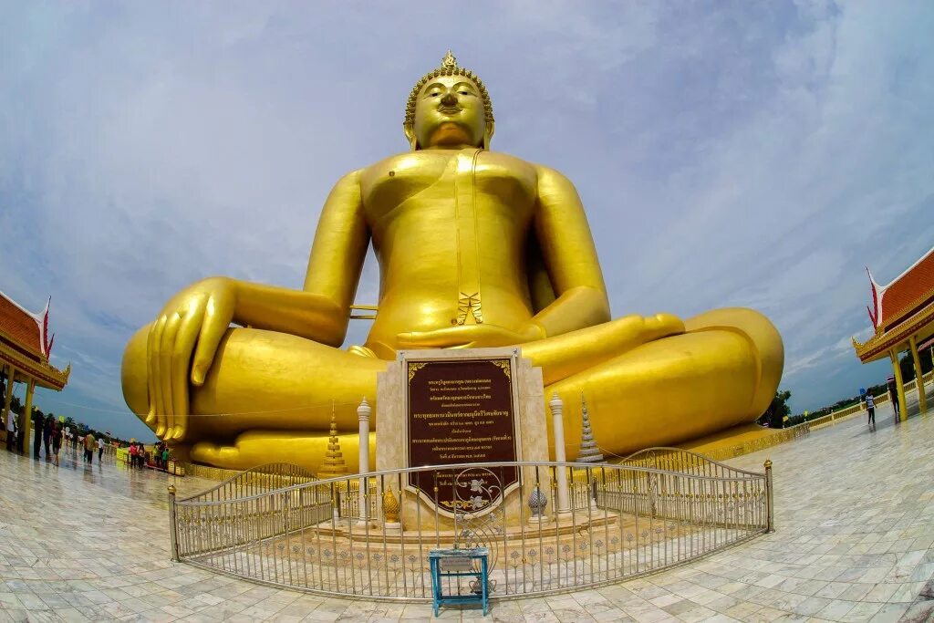 Где статуи будды. Great buddha of thailand таиланд. статуя будды в ангтхонге. статуи будды на тайване. статуя будды в пекине бэйхай.