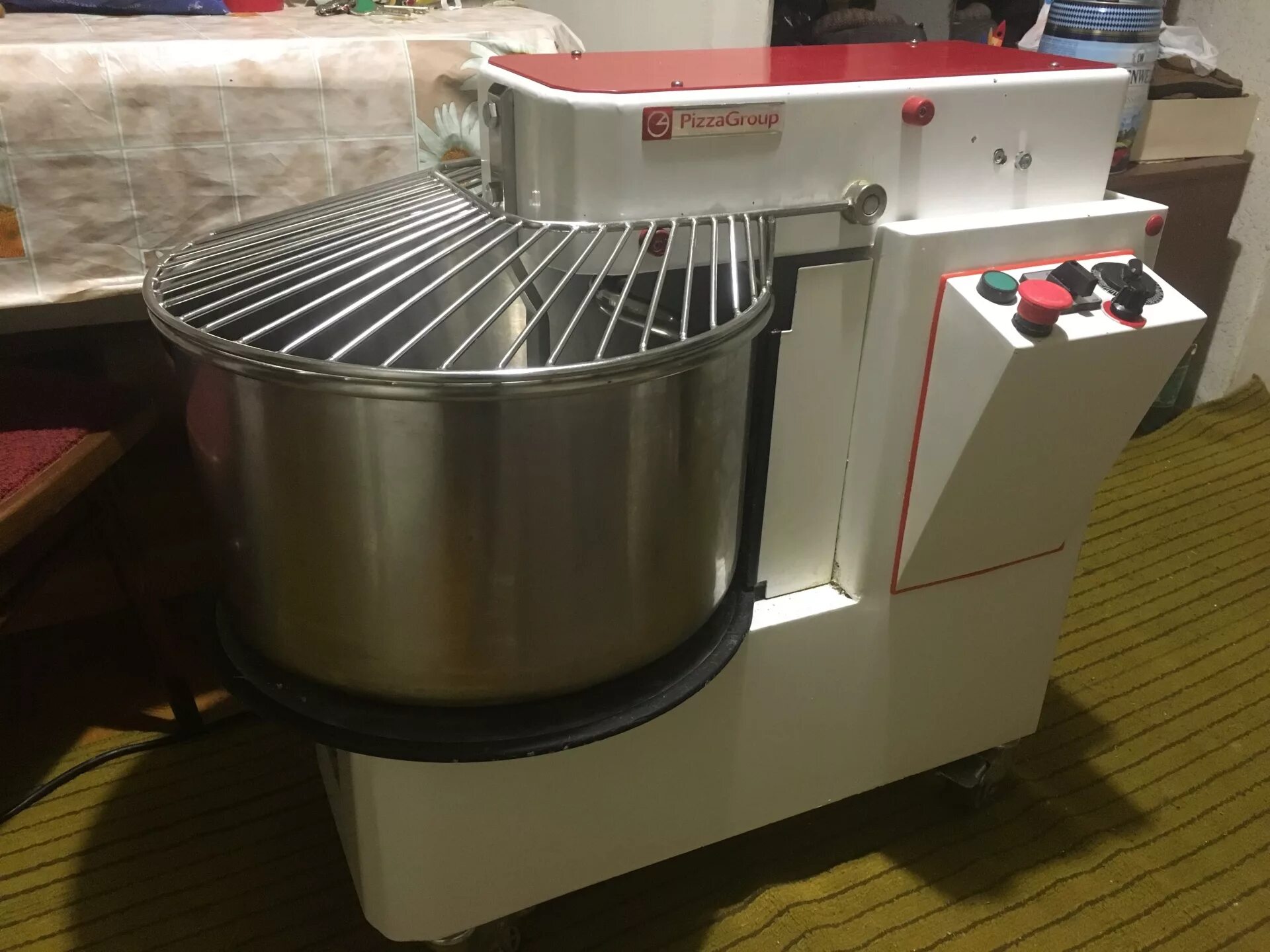 Тестомес спиральный pizza group ifm5. Тестомес pizza. Тестомес спиральный pizza group ir22. Тестомес pizza. Тестомес pizza group ir22 vs.