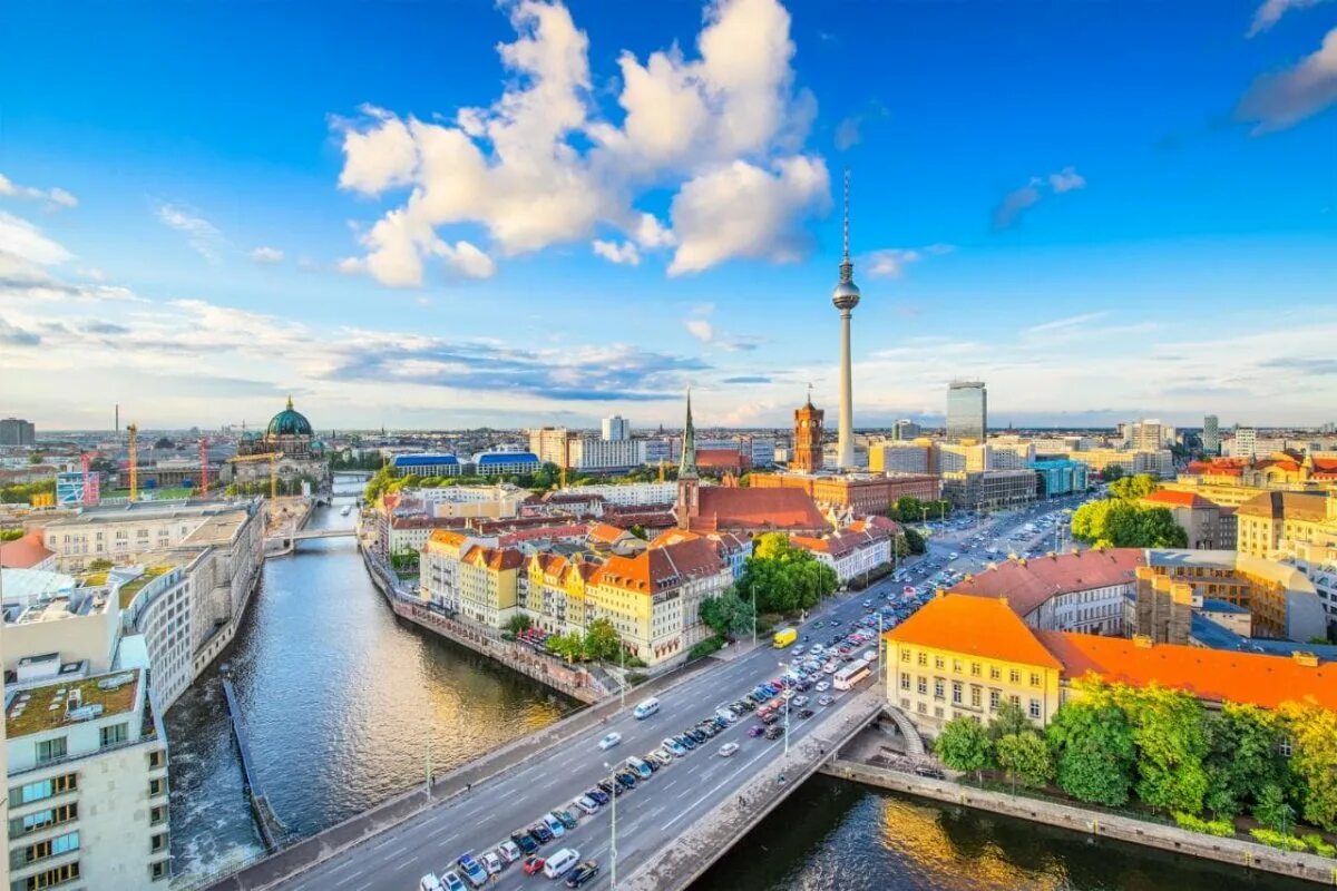 Berlin capital. Berlin capital. Столица: берлин (с 1990 г. Berlin capital. Berlin capital.