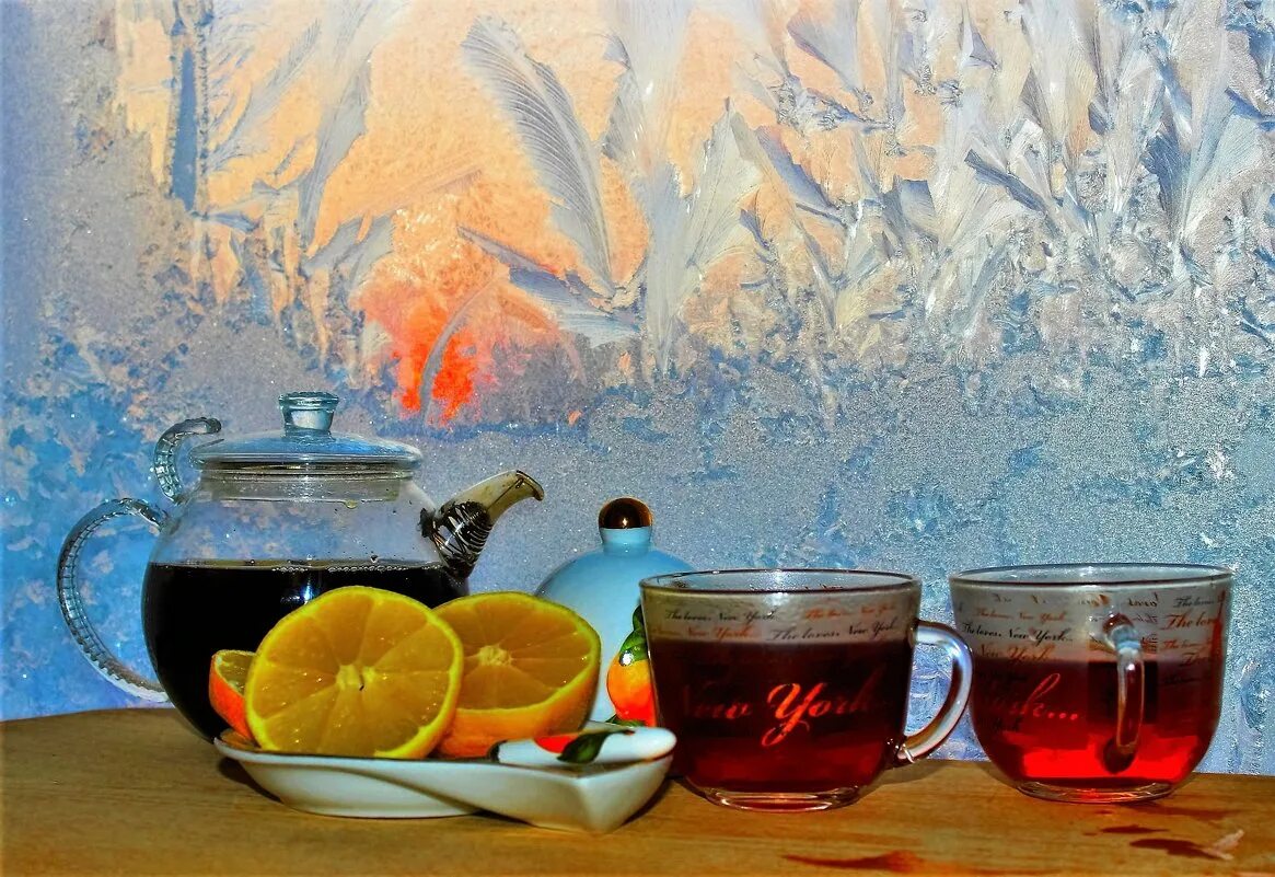 Доброе утро зима чай. Чай зимний. чай зимой. зимнее чаепитие. морозное утро чай.