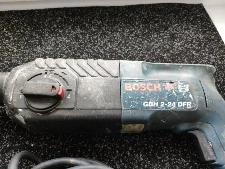 Перфоратор bosch gbh 24. Bosch GBH 2-24 DFR. Bosh GBH 2-24 S. GBH 2-24dfr запчасти. Щетки для перфоратор Bosch GBH 2-24 DFR.