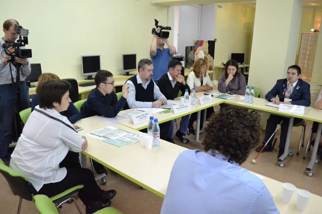 студенческая конференция. пресс конференция. тематика конференций. проведение форумов и конференций. пресс конференция бизнес.