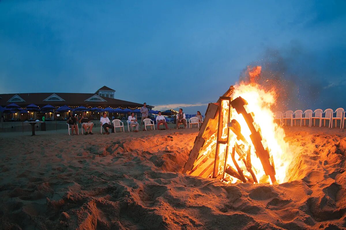 Camp block. Beach Bonfire. Турция кофе пляж костер. Bonfire Seaside. Beach Night and Bonfire.