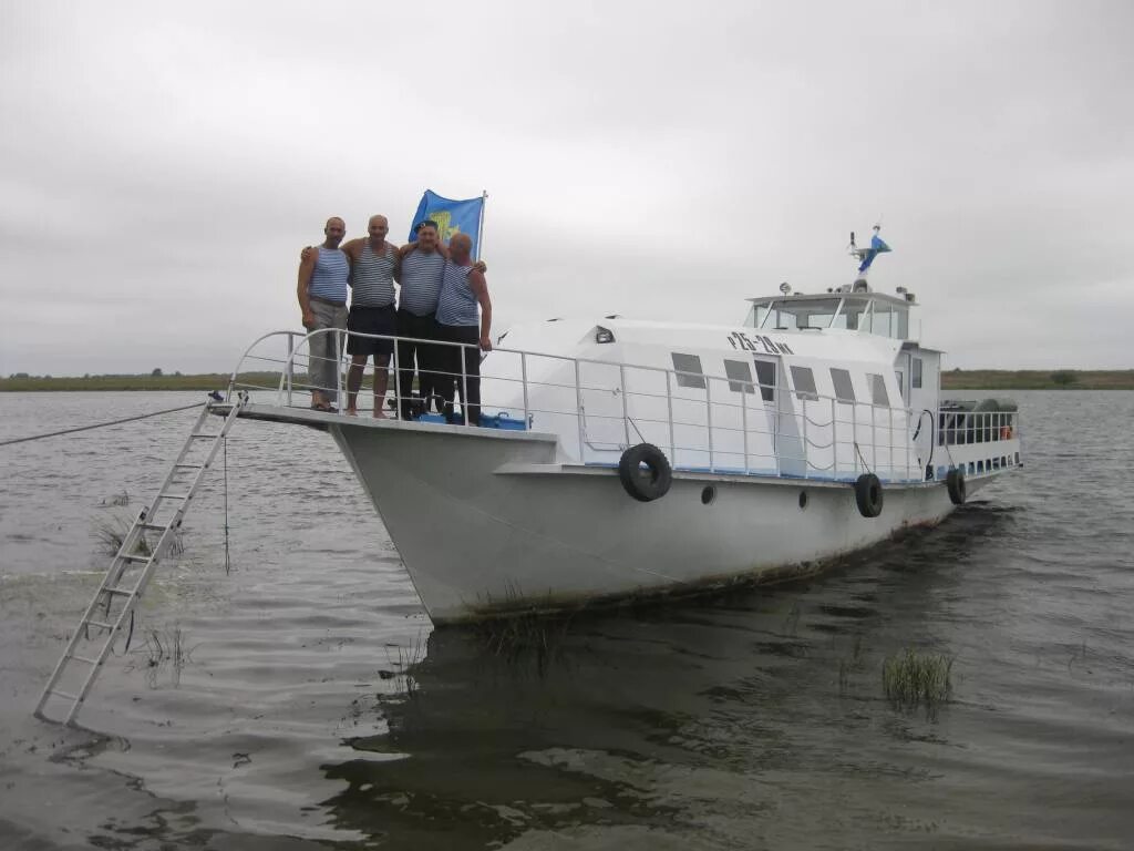 Ссп 211 судно. Ладожская судоверфь модель: ссп 211. Катер ссп 211. Катер ссп пр 211. Беломорский 21 теплоход.