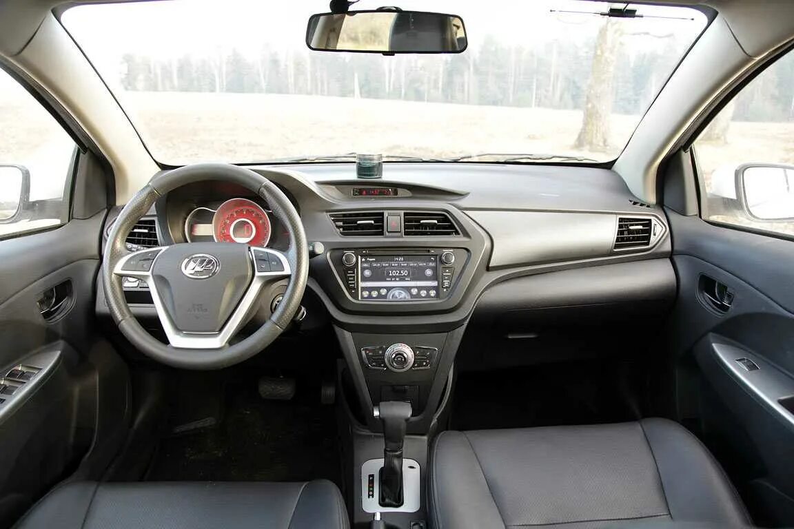 Лифан х50 замена. Lifan x50 салон. салон лифан икс 50. лифан х50 автомат. лифан x50 салон.