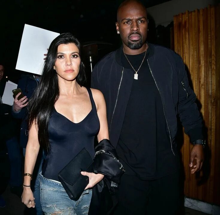 Qos wife. Black boyfriend. White model with Black boyfriend. Kim Kardashian feat Cory Gamble. Armenians Black boyfriends.