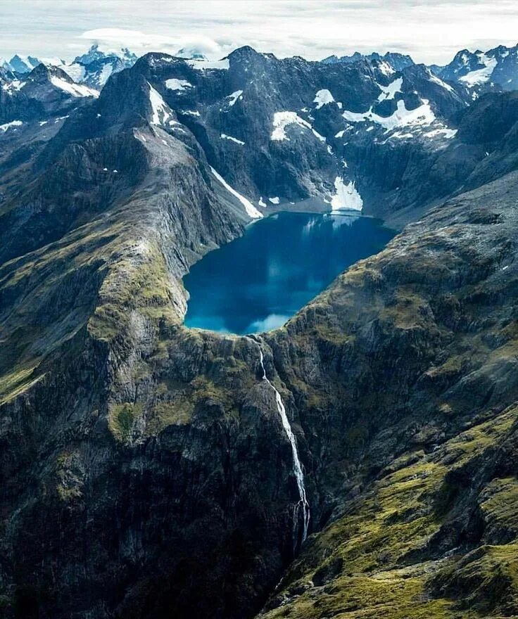 New zealand national. Национальный парк Фьордленд. Фьордленд новая Зеландия. Водопад Сатерленд новая Зеландия. Национальный парк Фьордленд новая Зеландия фото.