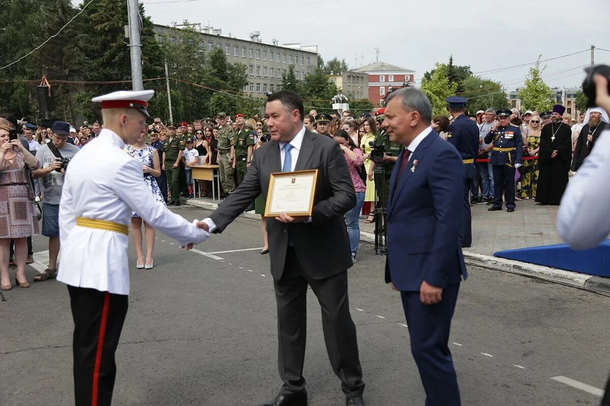 Выпуск 71. Калининское СВУ 42 выпуск. Суворовском училище г Тверь бывшее Калининское.