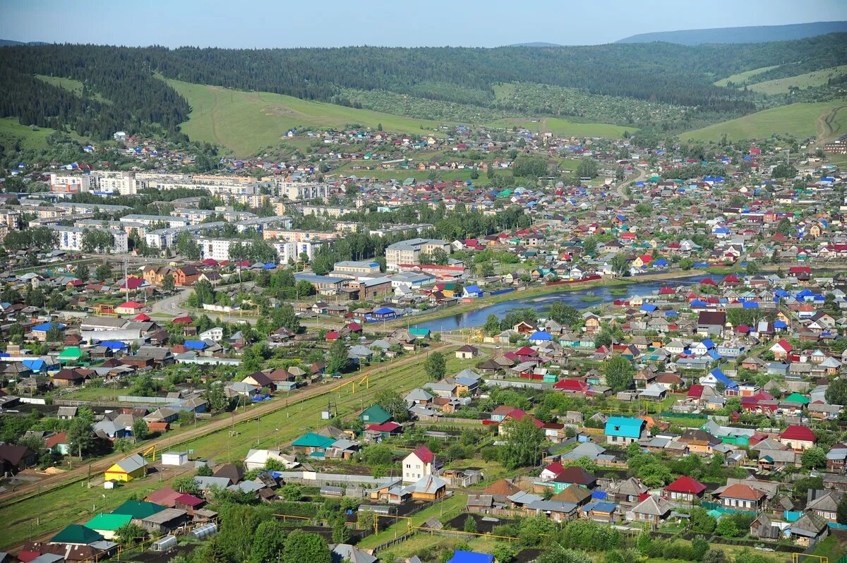 Город в челябинской области 5. Город сим Челябинская область. Деревня сим Челябинская область. Г.сим Челябинская область гора.