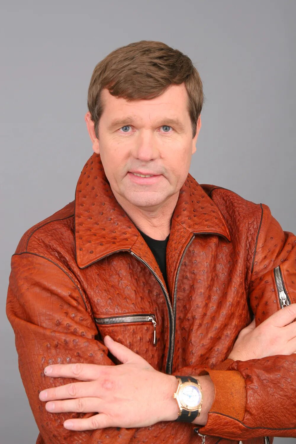 Сколько лет александру новикову певцу
