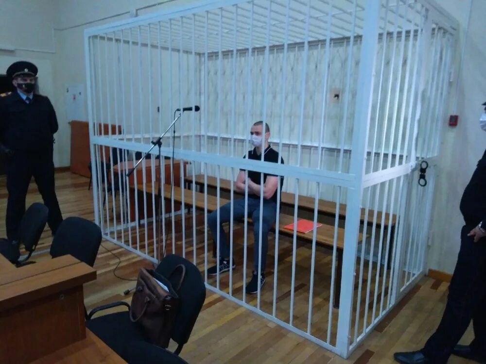 Смерть молодых девушек. В москве студент зарезал 19 летнюю. Девушка следователь. В иваново мужчина ударил ножом бывшую жену. В москве студент зарезал 19 летнюю.