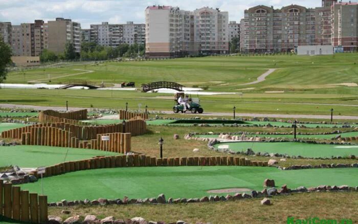 храм рождества христова в старом осколе. природный парк куркино люпиновое поле. старый оскол панорама гольф поле. поле старый оскол. гольф старый оскол.