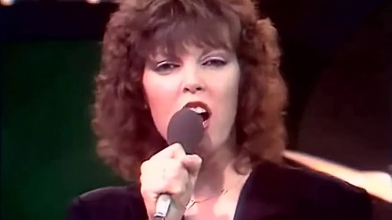 Pat Benatar. Pat Benatar Heartbreaker клип. Pat Benatar - in the Heat of the Night (1979).