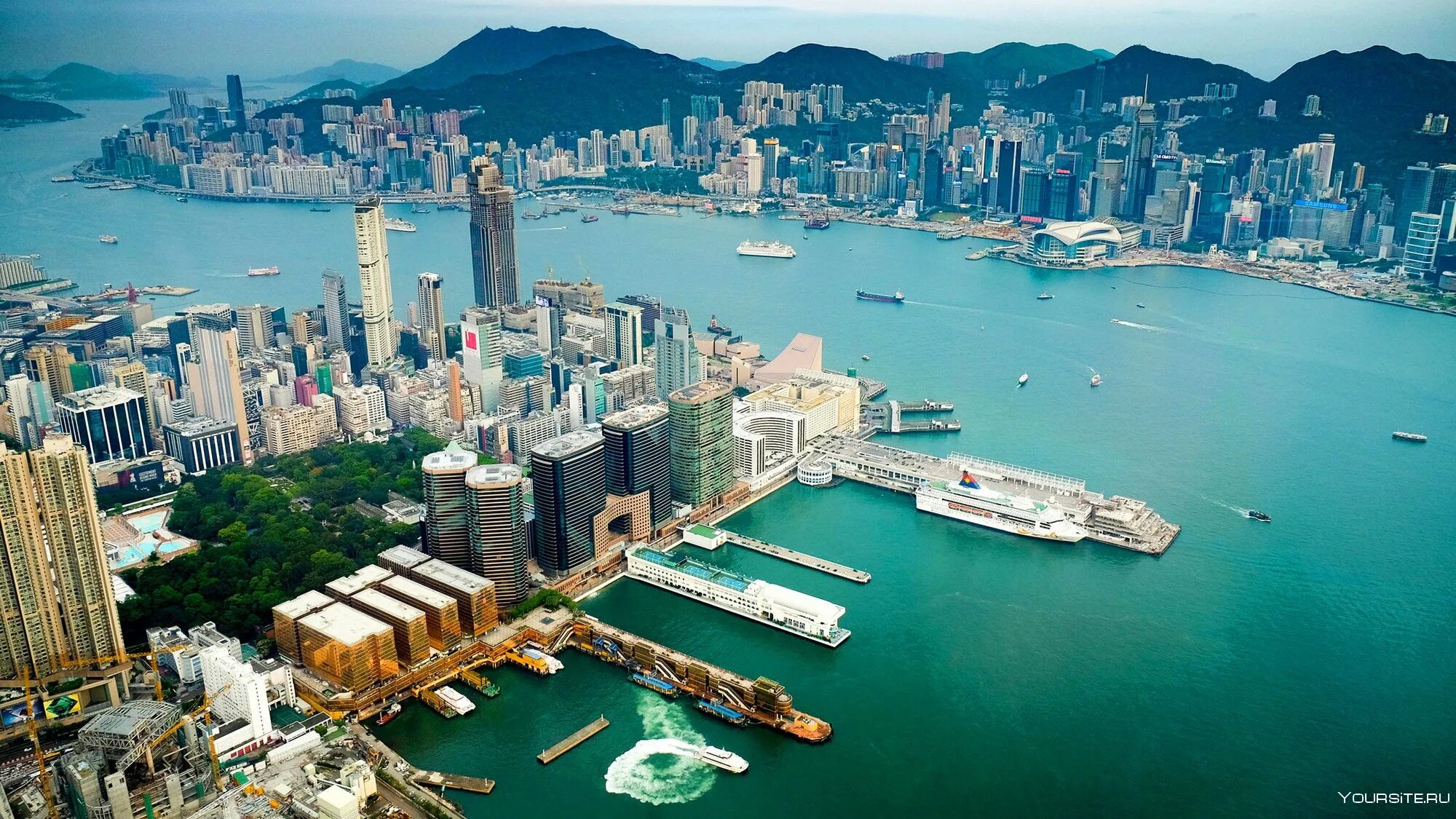 Cos hong kong