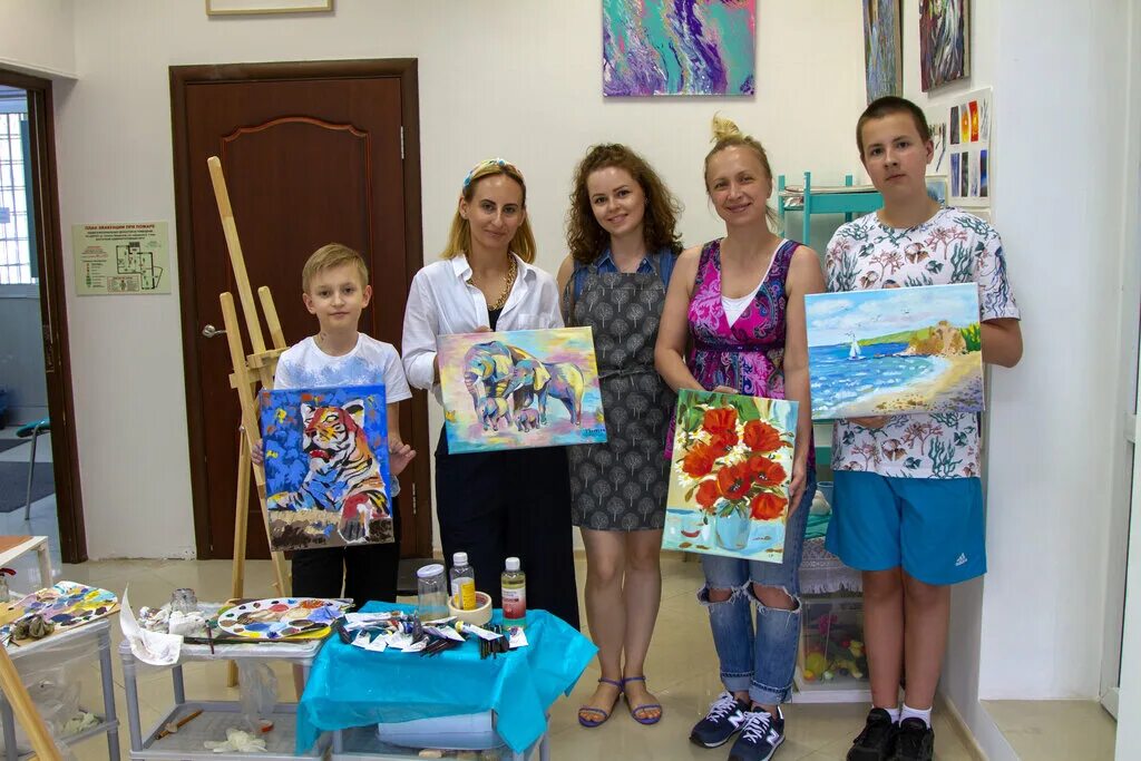 креативные мастер классы в арт студии. мастер класс ул карнаван краснодар. Art studio краснодар. форма в детском клубе творчества. клуб «творческая мастерская».