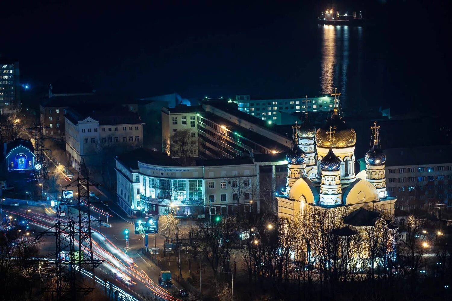 Спасо-преображенский собор владивосток. Владивосток покровка. Покровский кафедральный собор города владивостока. Церковь покровский парк владивосток. Покровский парк владивосток.