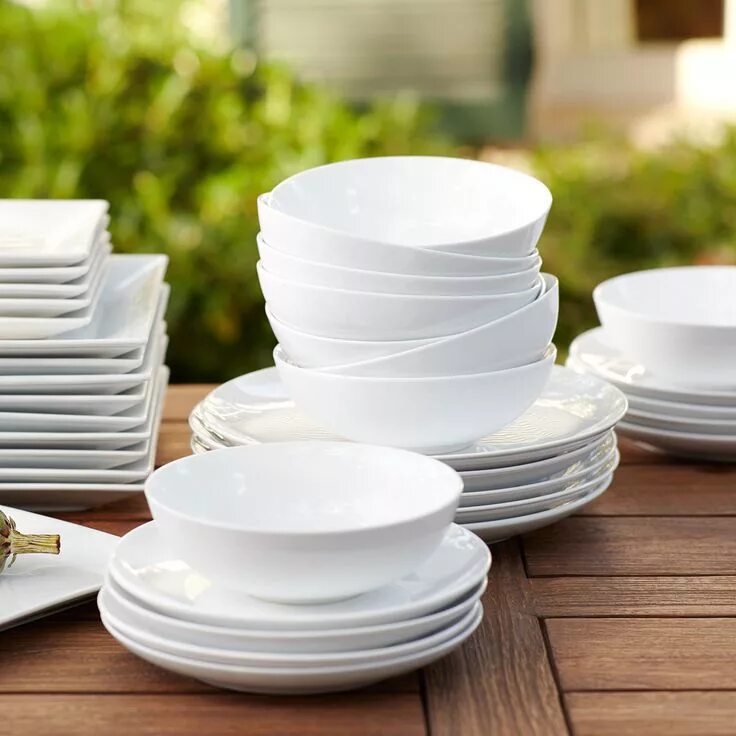 Как называется белая посуда. Столовый сервиз dinnerware east vs west. сервиз столовый athenais blue. platinium home набор тарелок glass plate. посуда люминес.