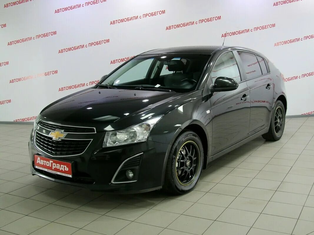 Chevrolet Cruze 1.8 MT. Chevrolet Cruze 2013 1.8. Шевроле Круз хэтчбек 2012 черный. Шевроле Круз 2013 1.8 механика. Шевроле купить бу ярославль