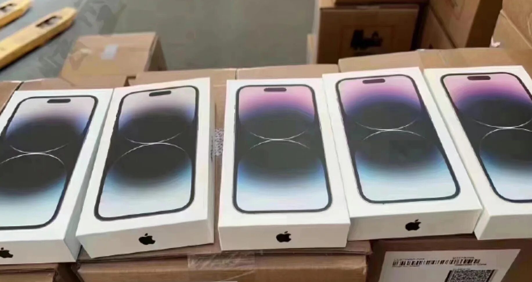 Iphone 14 8 128. Iphone 14 Pro Max запечатанный. Iphone 14 Pro коробка. Iphone 14 Pro Max коробка. Коробка айфон 14 128 ГБ.