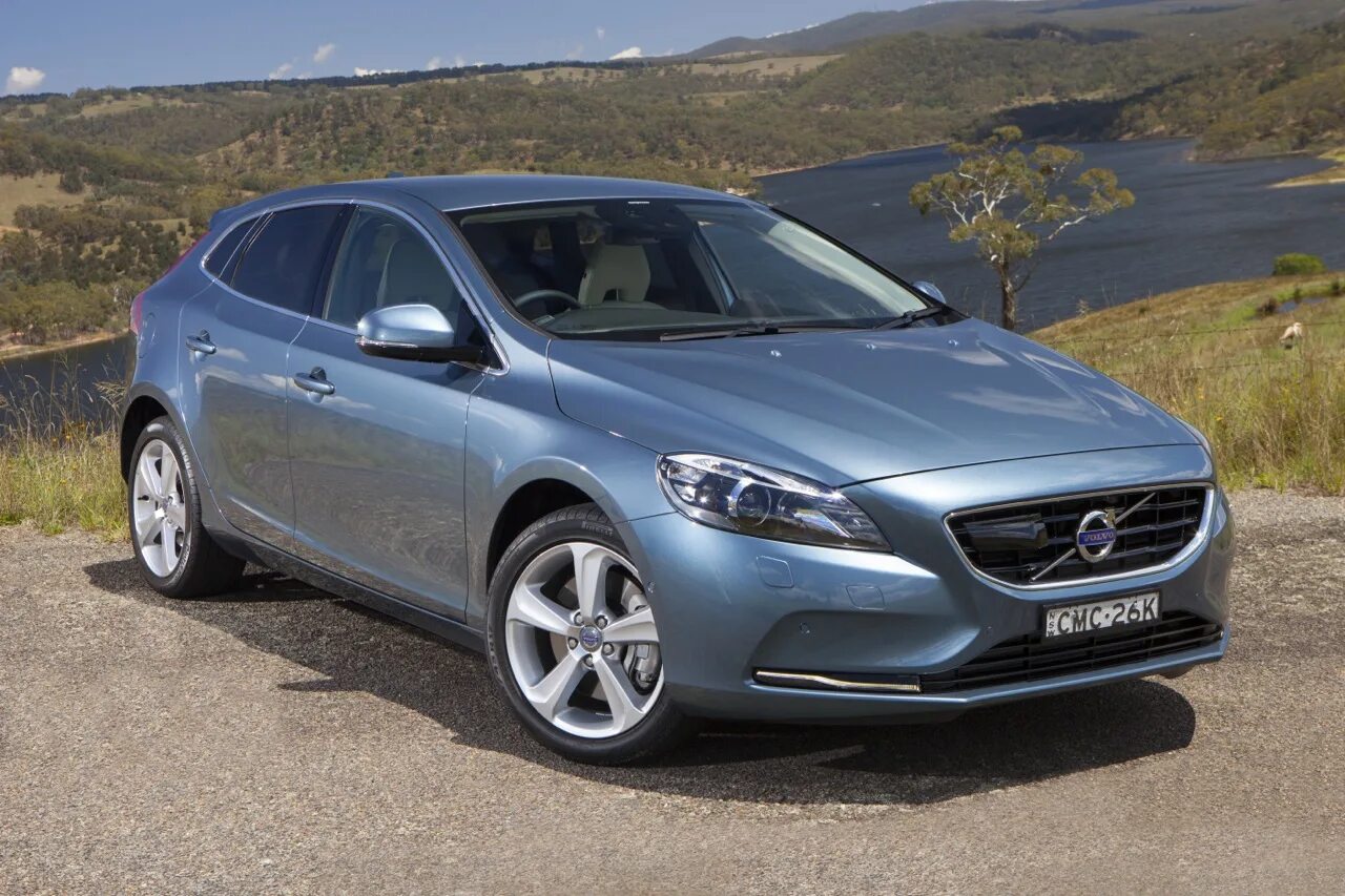 Volvo v40. Volvo s60 t4. Volvo v40 2015. Вольво v40 t4. Вольво дизель купить в спб