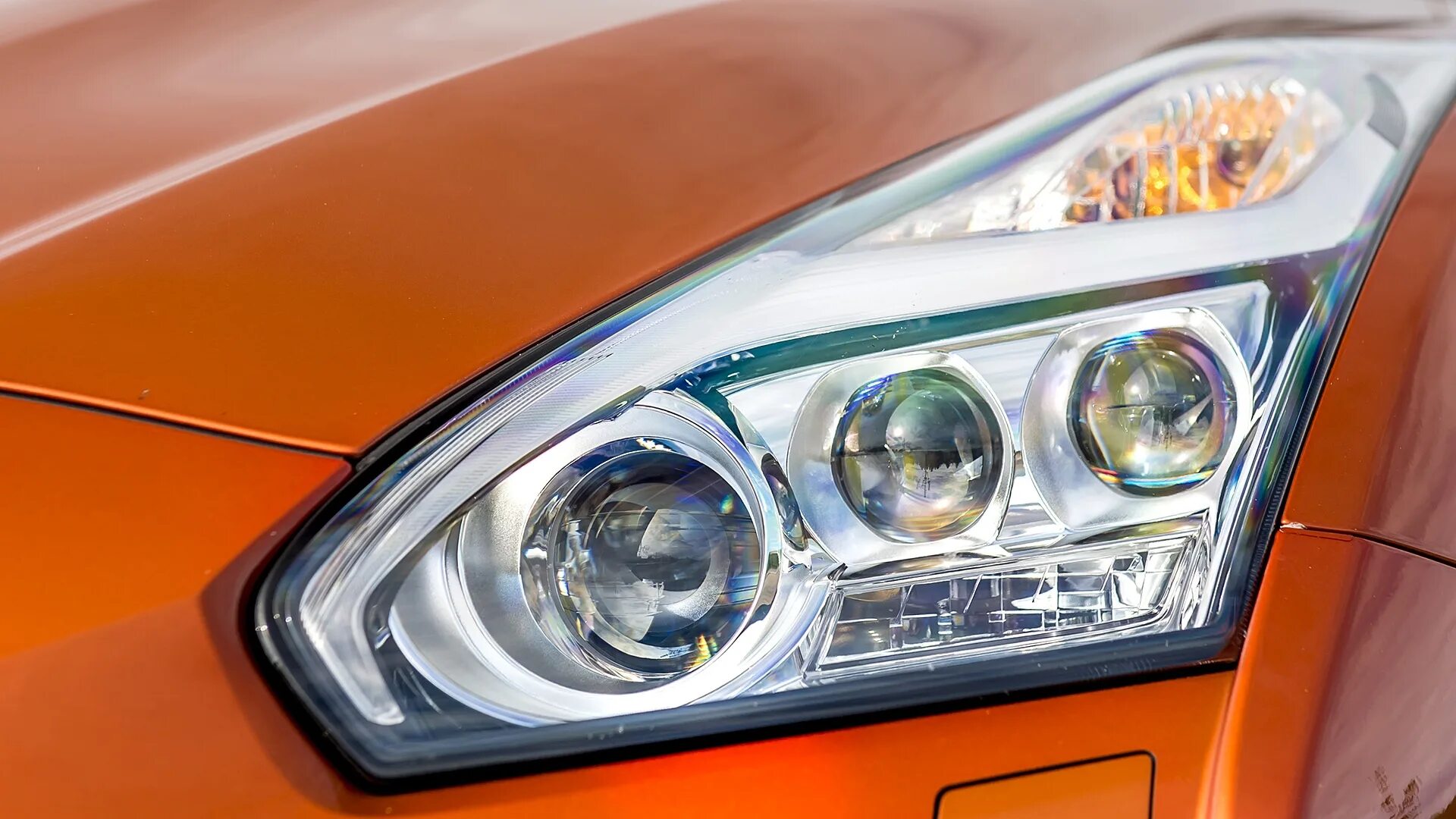 Nissan leaf headlight. Gtr 35 фонари. Фара nissan tiida 2008. Фара кашкай 2020. Авто фары ниссан.