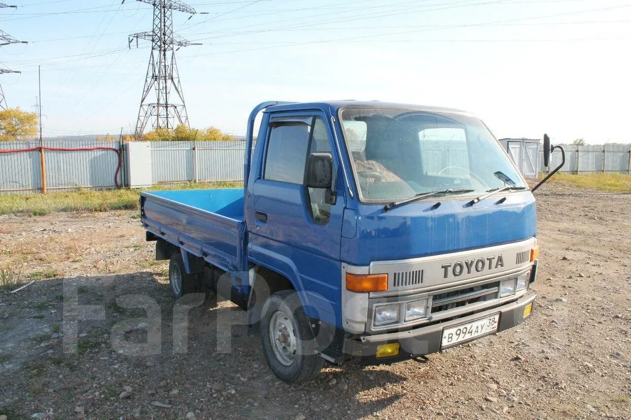 Грузовики 1500 кг. Toyota TOYOACE 1988. Toyota TOYOACE 1990. Грузовик Toyota TOYOACE 1984. Тойота Тойоайс грузовик 1500кг.