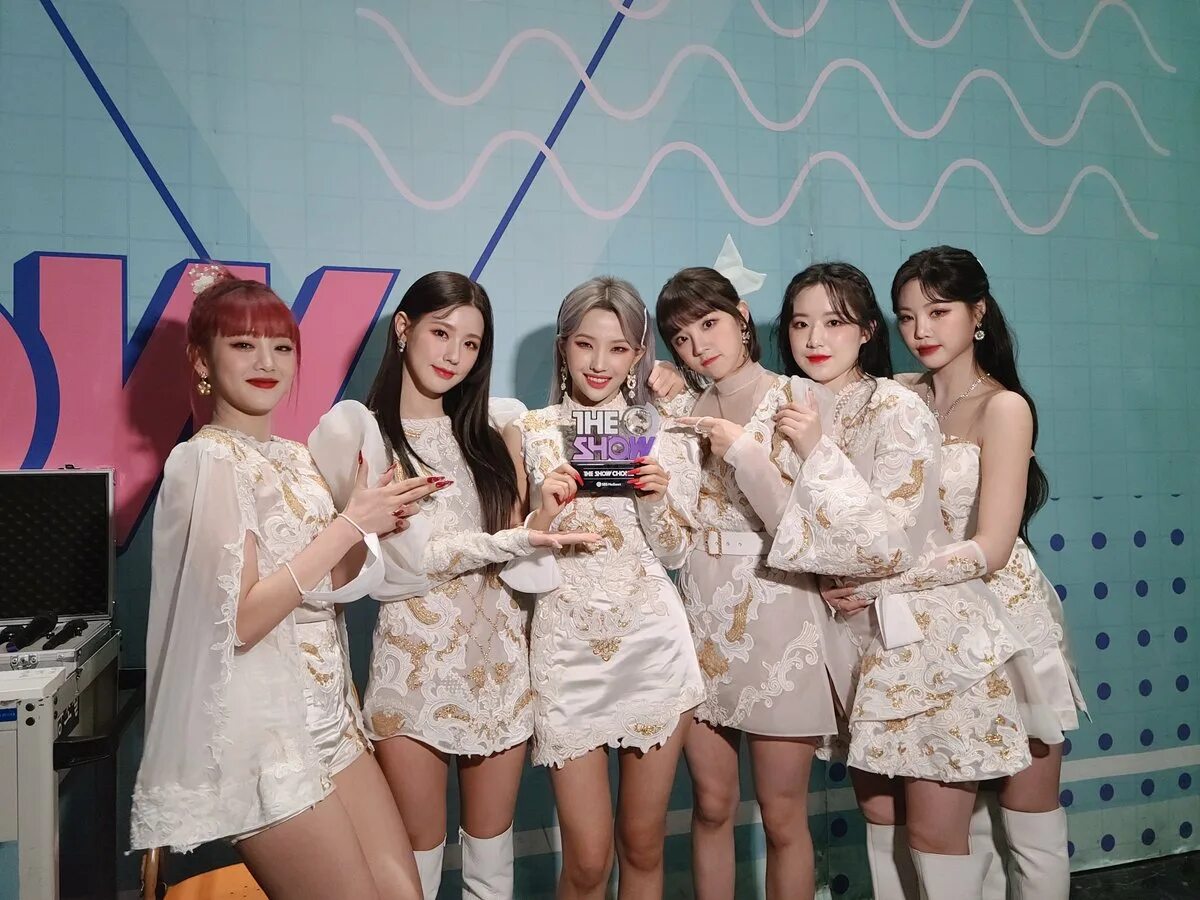Gidle never stop me. Gidle hwaa. группа g idle hwaa. hwaa g i-dle. гидле кпоп.
