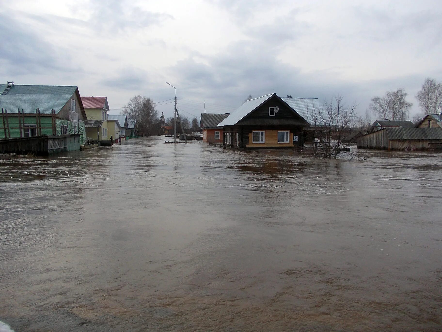 Уровень воды в реке сухона. Наводнения на Сухоне. Станция Сухона. Уровень воды в реке Сухона сегодня с.Шуйское.