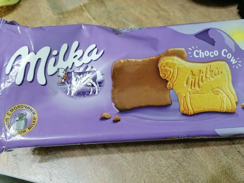 Шоколадка Милка. Шоколад "Milka". Milka печенье с шоколадом. Печенье Милка коровка. Милка ткань