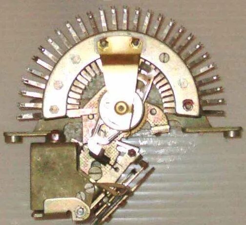 132. 132. 250. 068. Шаговый искатель шив 25/8 рс3.