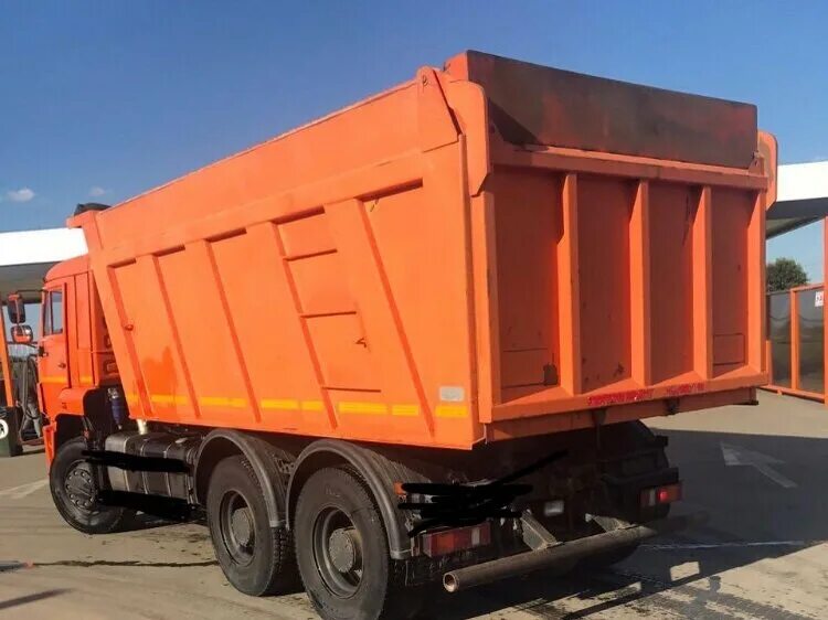 маз 5516 самосвал на батонах. камаз 53215 зерновоз самосвал. маз 5516 самосвал сельхозник. камаз 55111 сельхозник. авито краснодарский край самосвалы.