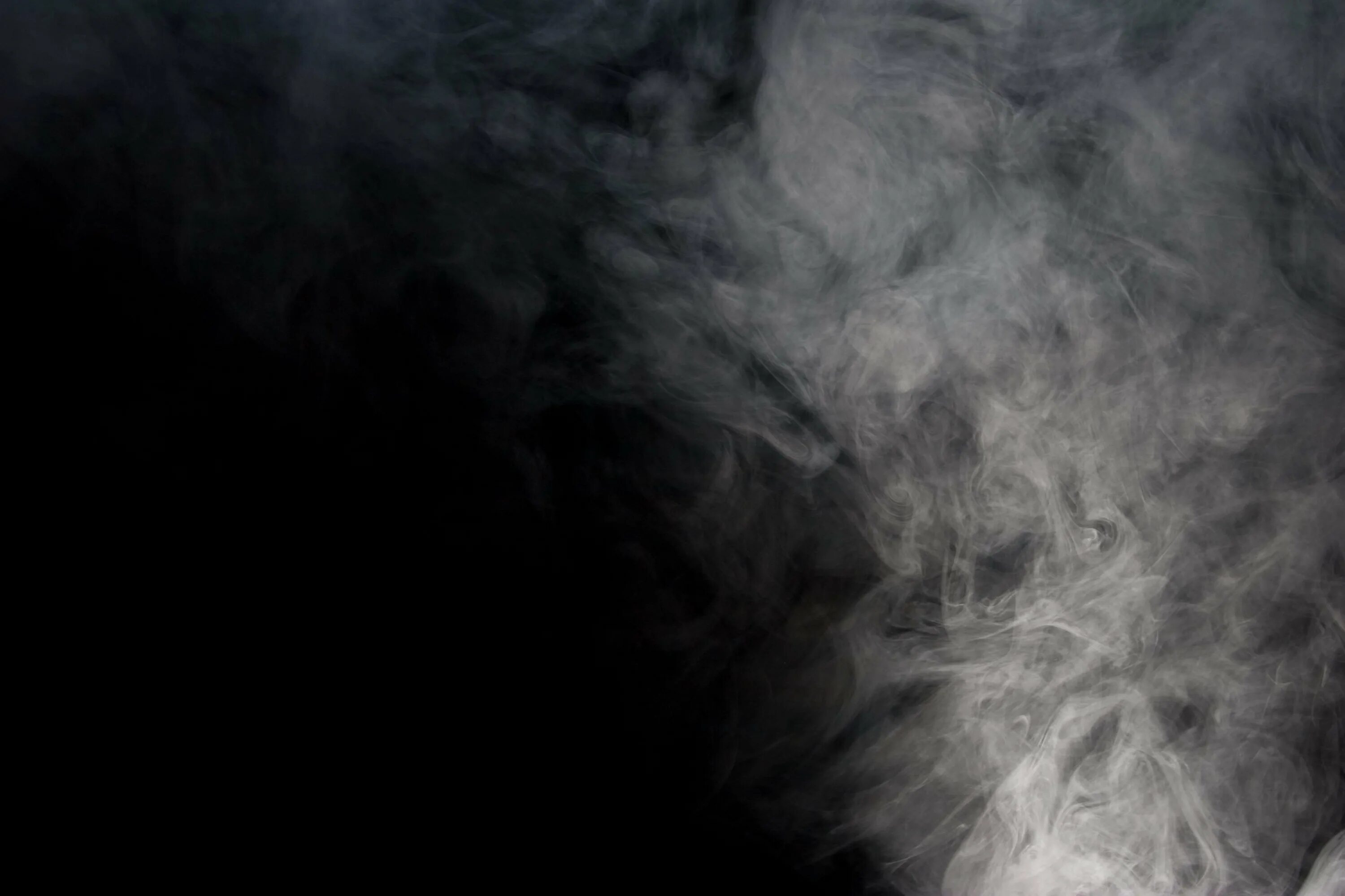 Черно серый дым. Серый дым. Дым текстура. Дым для фотошопа. Туман на черном фоне.