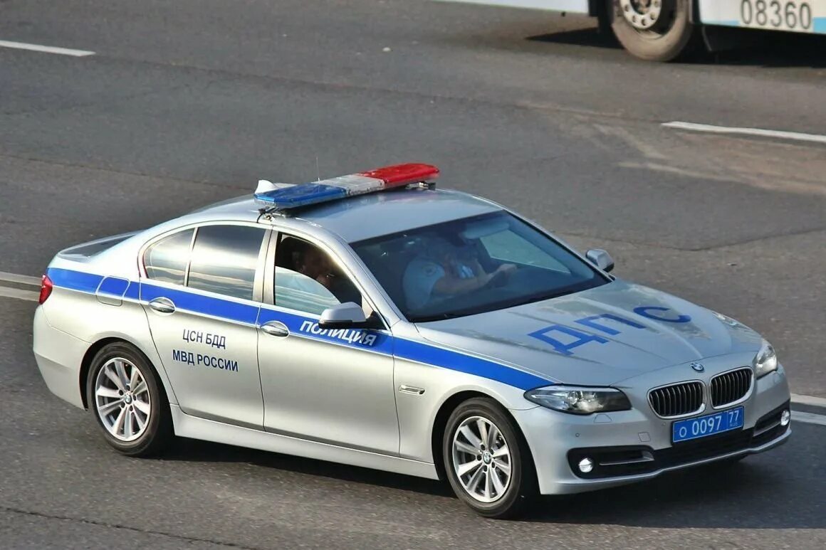 Е 10 рф. БМВ м5 полиция. БМВ м5 ДПС. BMW 5 f10 ДПС. BMW m5 f10 ППС.