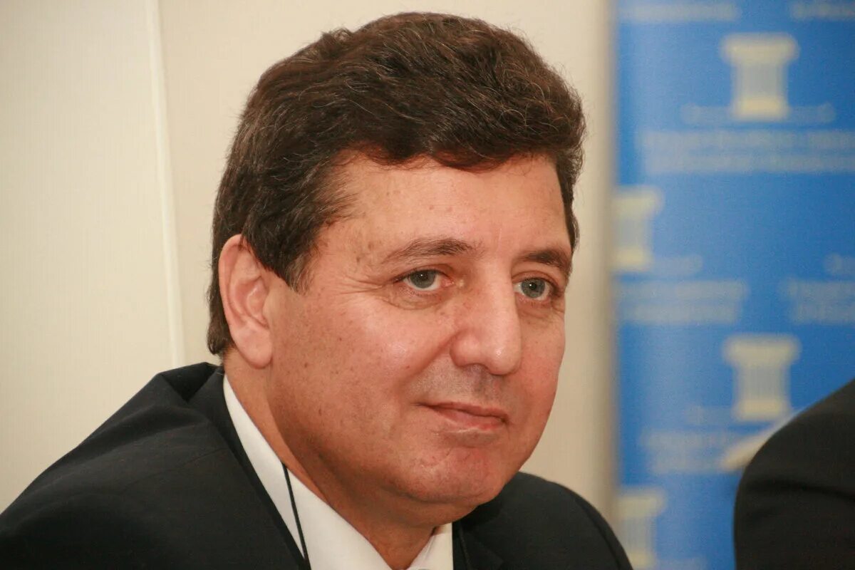 Уфа аббас отзывы. Нариман алиев боец. Аббас галлямов. Аббас журналист. Алимардон давиров.