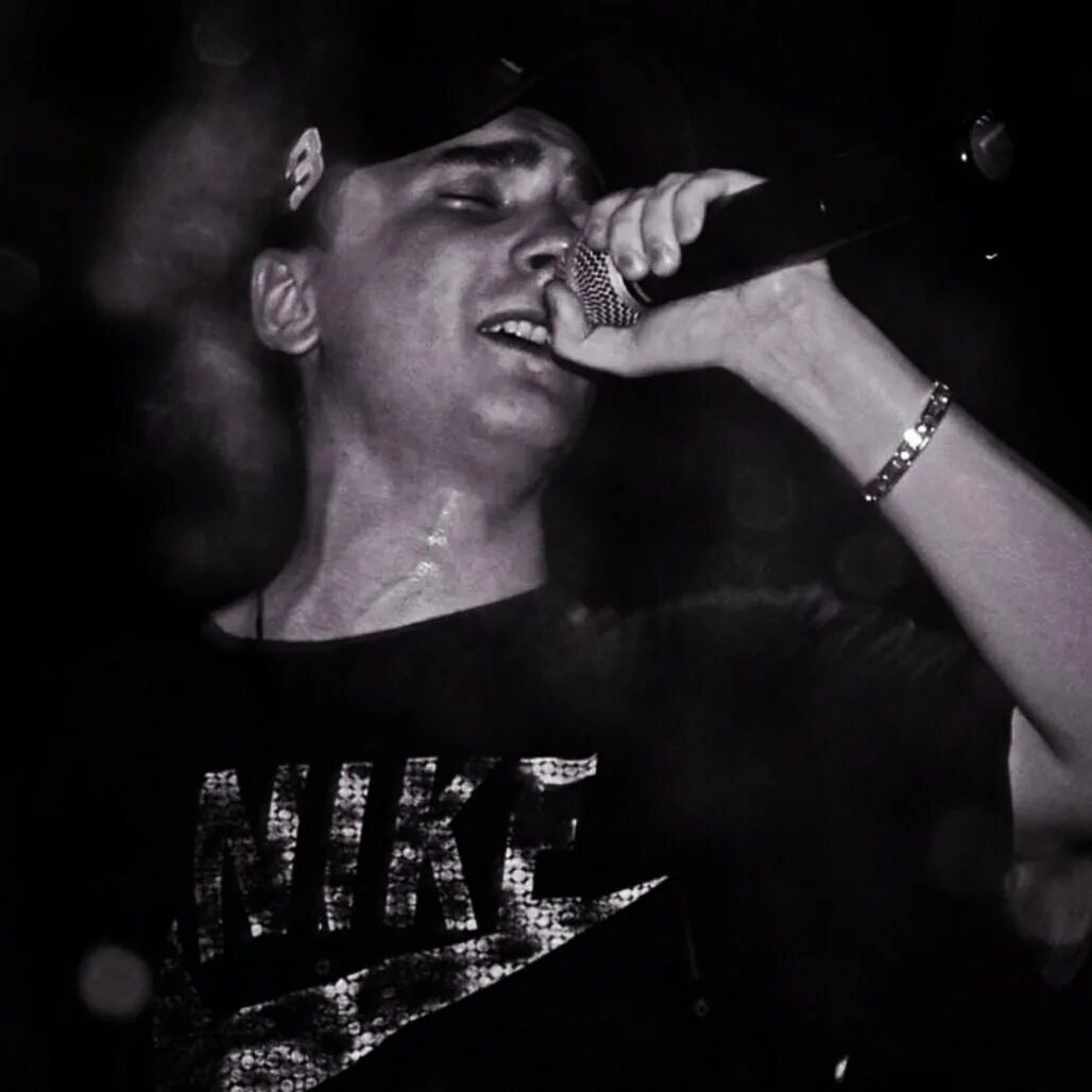 Егор пономарев сантиз. Егор парамонов santiz. Егор парамонов santiz. Сантиз кайфуша. Сантиз на аву.