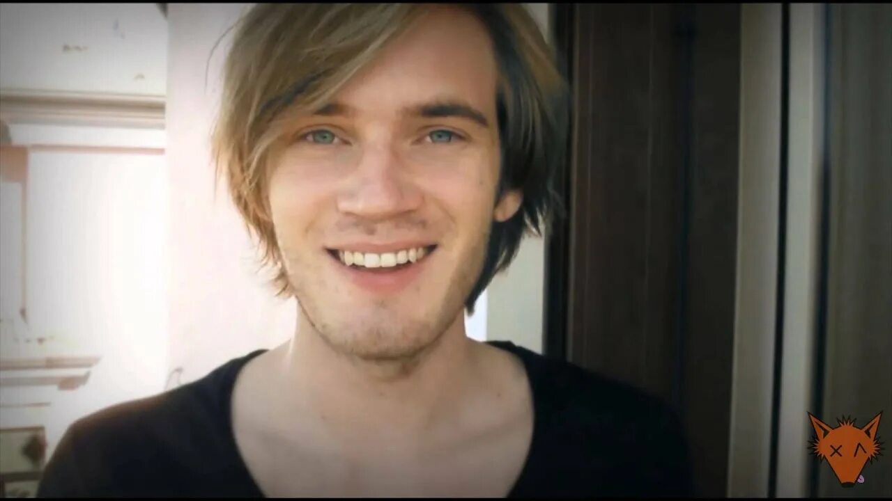Пьюдипай сколько. Felix arvid ulf kjellberg. пьюдипай 2013. pewdiepie 2011.