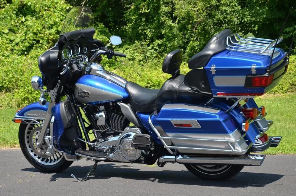 Harley-Davidson 2013 FLHTK Electra Glide Ultra Limited - Maisto - xDiecast