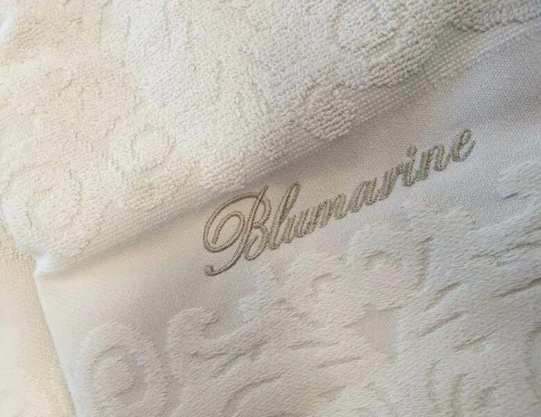 Blumarine 100q. Blumarine полотенца. Набор полотенец Blumarine 5 штук. Blumarine Preziosa полотенце. Ecru интернет магазин одежды