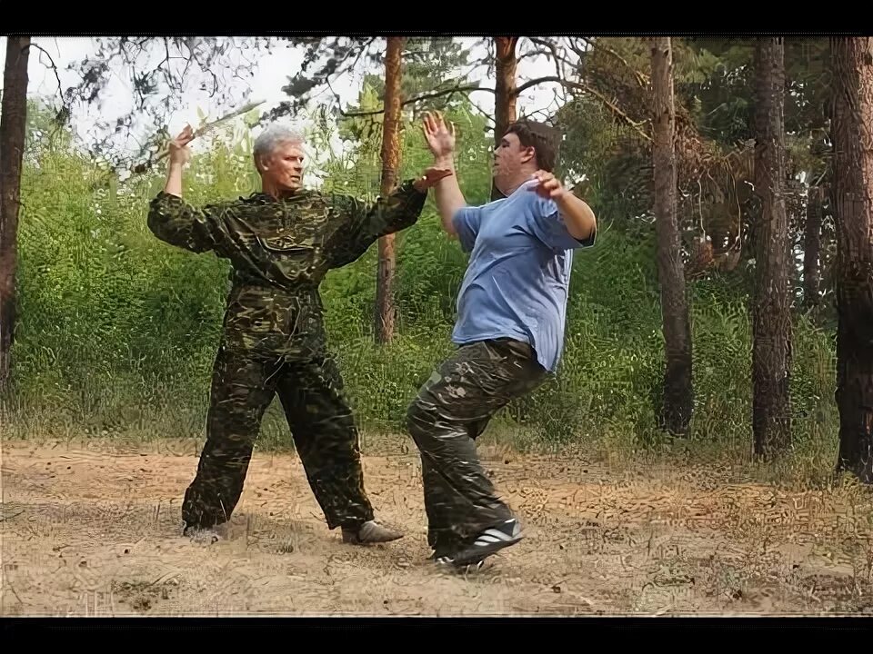 Броски в мма проходом в ноги. Бои обучение видео. Прб и ножевой бой. Бои обучение видео. Ножевой бой спецназа в лесу.