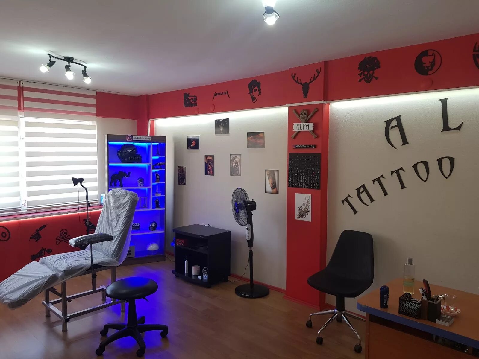 тату салон краски. тату салон минск. тату салон минск. тату салон подростку. татуировки с датами.