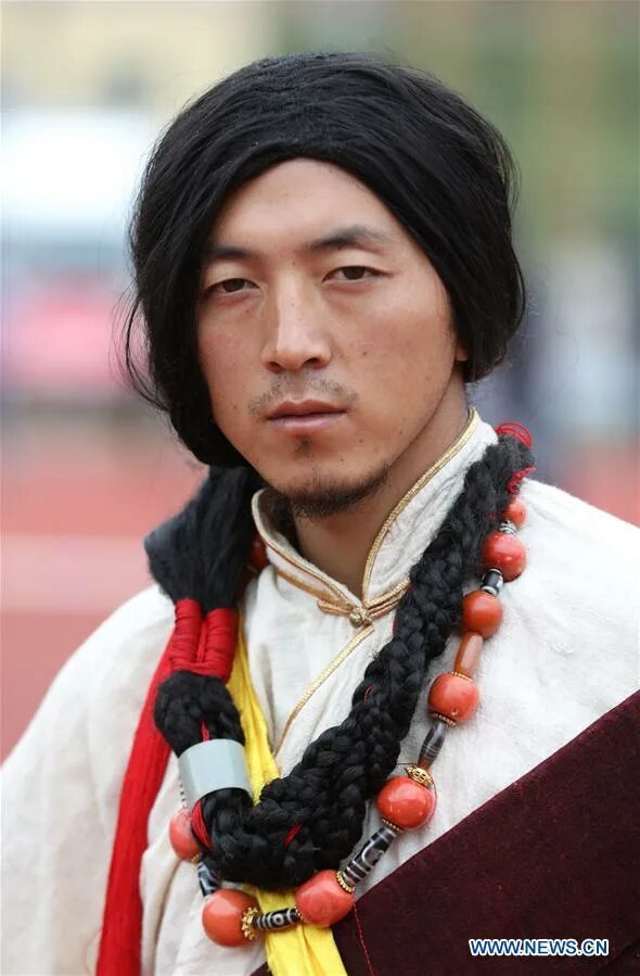 красивые мужчины тибетцы. тибет мужчины. тхару тибет. тибетцы мужчины. тибет мужчины.