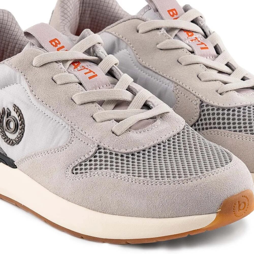 Кроссовки bugatti бежевые. Кроссовки бугатти. Кроссовки бугатти. Кроссовки bugatti мужские черные. Кроссовки бугатти мужские.