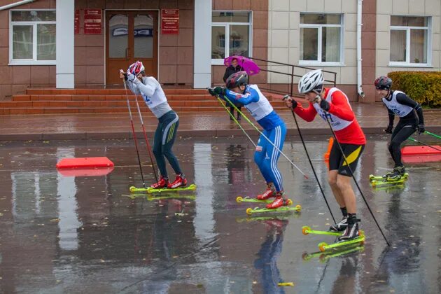 Погода березовский кемеровская на 14 дней. Лыжная база Березовский Кемеровская область. Сайт школы 16 Березовский Кемеровская область. Бассейн Березовский Кемеровская область. Город Берёзовский Кемеровская область фото.