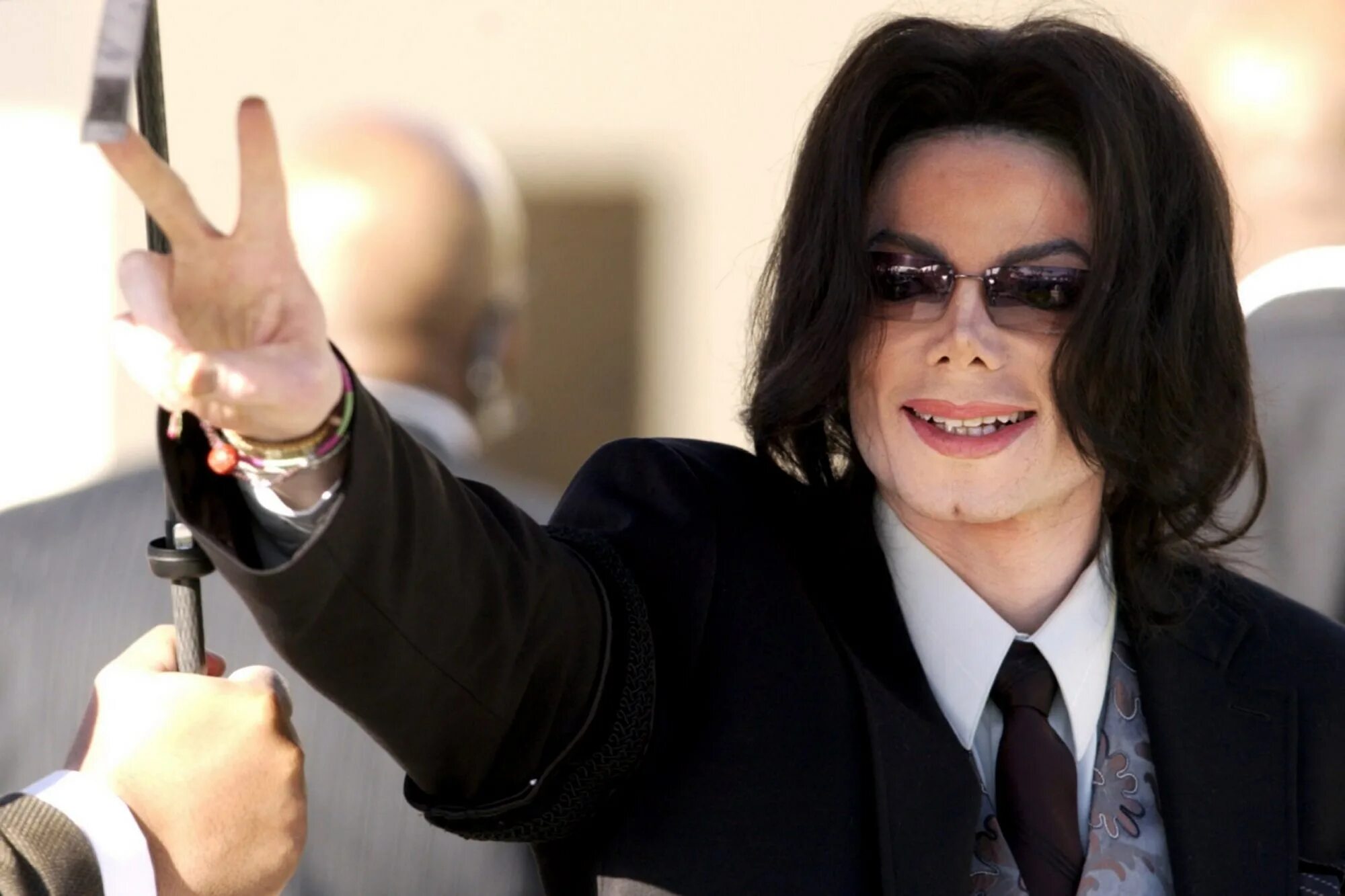 Michael jackson mtv 1995. Костюм майкла джексона. Какой зз у майкла джексона. Какой зз у майкла джексона. Какой зз у майкла джексона.