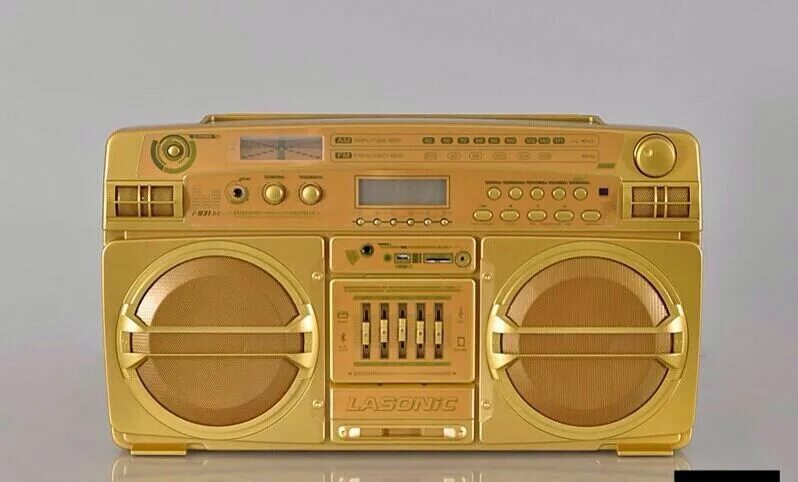 Lasonic i931bt manual. Магнитофон Lasonic. Магнитофон Gold Yip he-2820bc. Boombox Gold. Золотой магнитофон