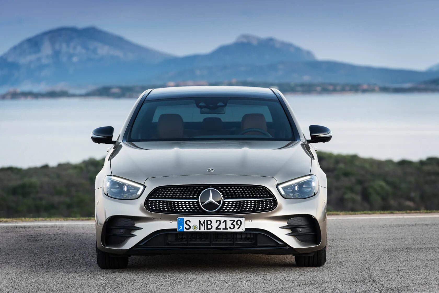 Мерседес е 2025. Mercedes benz e class w213. mercedes benz e class w213 2025. mercedes benz e class 2025. mercedes e class 2025.