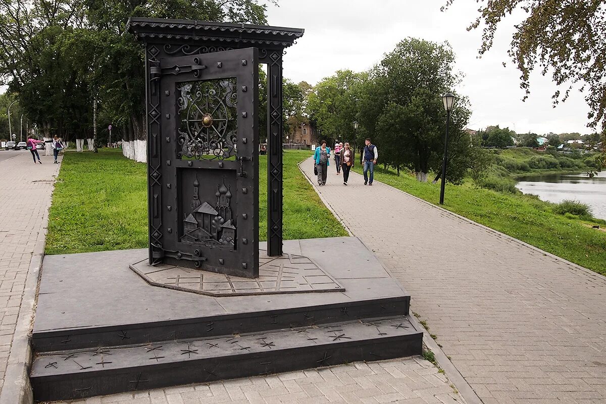 Фото: К. Н. Батюшков, памятник, мемориал, Вологда, исторический район Город - Ян